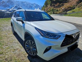 Toyota Highlander 2021