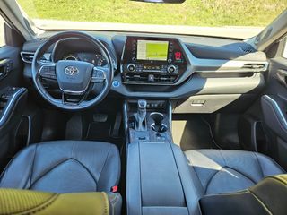 Toyota Highlander 2021