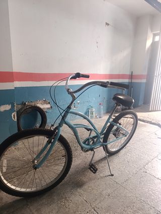 Bicicleta azul paseo
