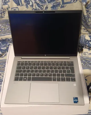 HP Zbook 14 G10 i7 1365u 256GB SSD 16GB RAM