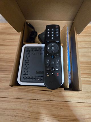 Desco UHD 4K Movistar con mando vocal