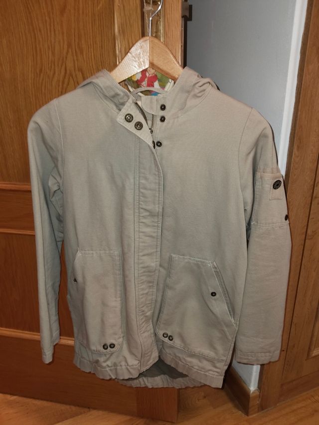 Abrigo niña con capucha