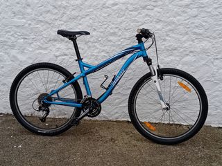 Bicicleta Specialized MIKA Azul modelo chica