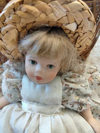 Muñeca de Porcelana Antigua