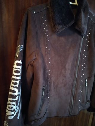 Cazadora marrón Cherry Von Dutch