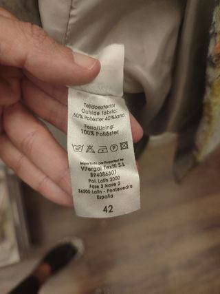 Abrigo cuadros lana cepillada OPCION Talla 42.
