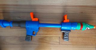 Pistola de agua fortnite 

