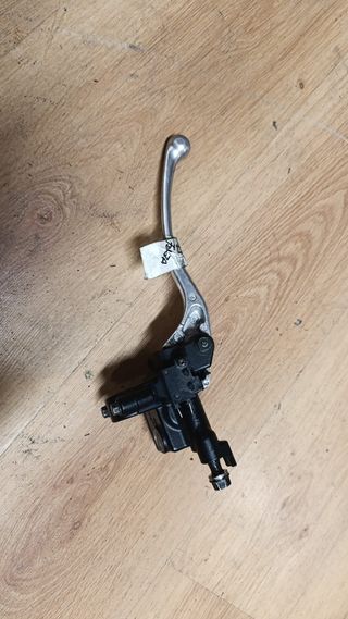 Maneta y bomba freno derecha Honda Forza 250 EX