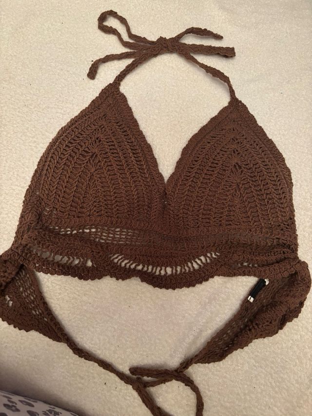 Top de crochet marrón