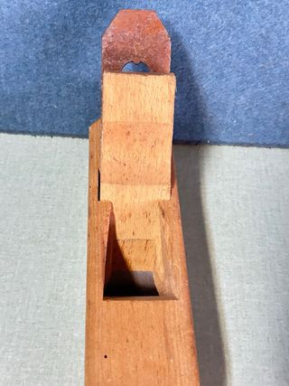 Pialla a mano in legno