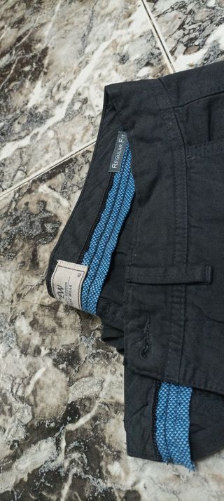 Pantalón chino de hombre, azul claro. Talla M