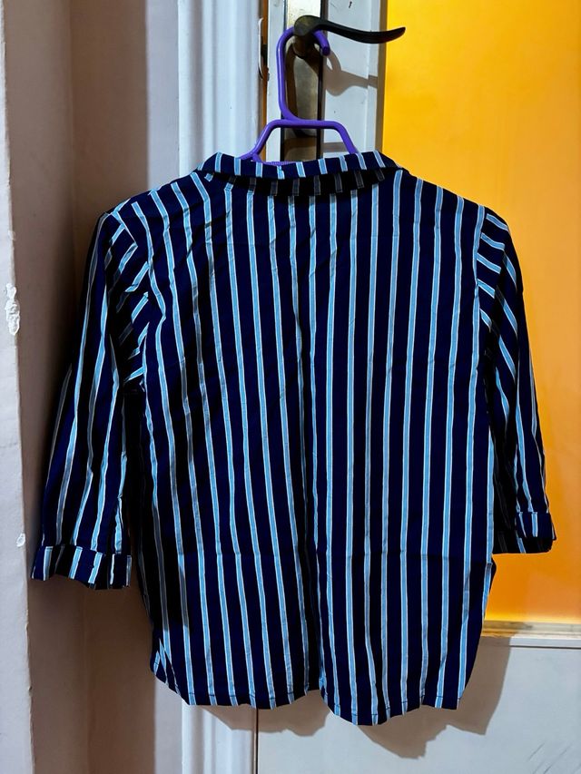 Camisa Tiffosi Rayas Azul y Blanco