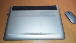 HP Pavilion 17,3", modelo 17-ab004ns, 12 GB, 1 TB