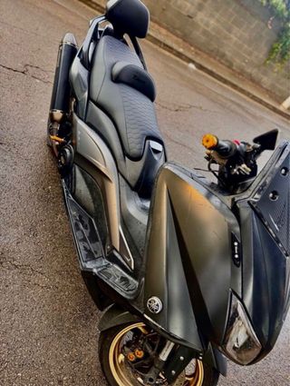 YAMAHA TMAX 530 IRON MAX