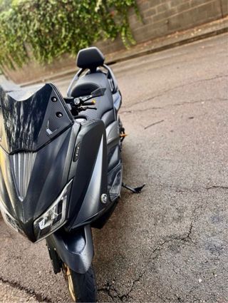 YAMAHA TMAX 530 IRON MAX