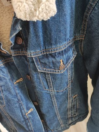 Chaqueta vaquera Pull&Bear borreguito Talla M