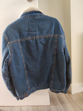 Chaqueta vaquera Pull&Bear borreguito Talla M