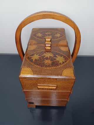 Costurero francés cantilever antiguo siglos XIX-XX