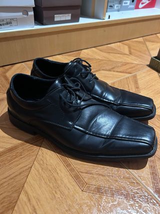 Zapatos de vestir negros
