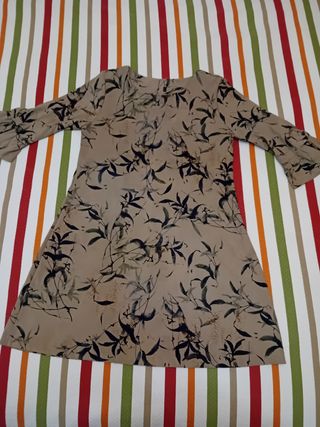 Vestido de invierno estampado floral
