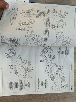 BMW E90 E91 320d 330D MANUAL DE TALLER CARROCERÍA