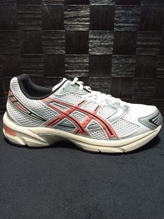 Asics 1130 Blancas/Rojas
Color White/Red Desert
