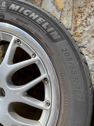 4 llantas BBS 
Golf GTI serie 4. Precio 1200€