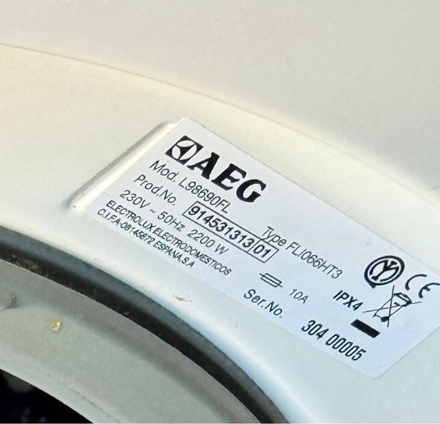 LAVADORA AEG 1400RPM BLANCO CON PANEL EN INOX