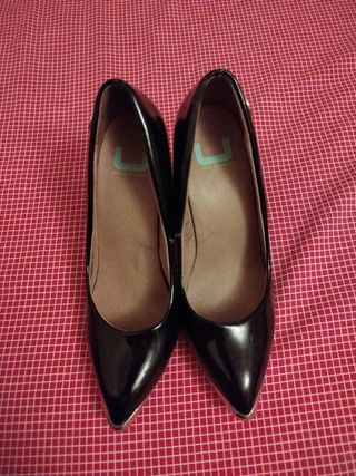 Zapatos Adolfo Dominguez Negros Punta Dorada Talla
