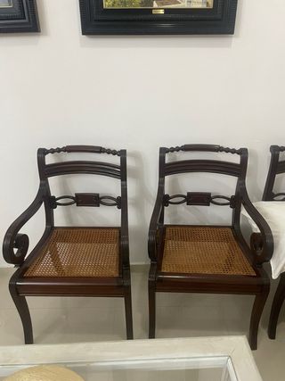 Mesa comedor caoba + 8 sillas + 2 sillones