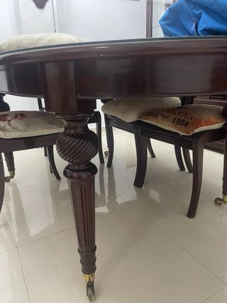 Mesa comedor caoba + 8 sillas + 2 sillones