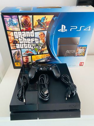 Ps4 Fat 500 GB - Firmware 9.0
Boxata usato poco