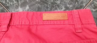 Pantalón chino Sfera hombre rojo pálido