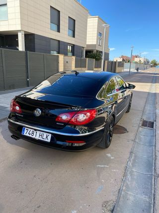 Volkswagen Passat CC 2012