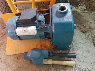 Bomba autoaspirante 1.5 CV