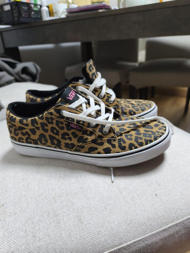 Zapatillas Vans Leopardo Talla 37 A ESTRENAR