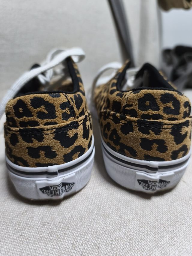 Zapatillas Vans Leopardo Talla 37 A ESTRENAR