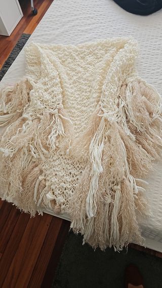 Chal de mohair y seda  beige y blanco