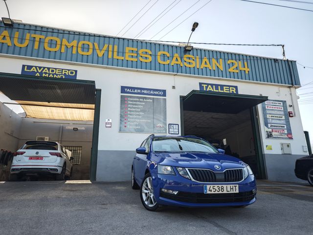 Skoda Octavia 2.0 TDI DSG IVA DEDUCIBLE NACIONAL