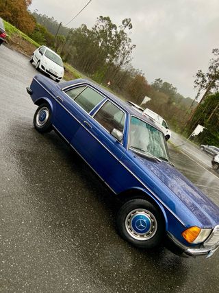 Mercedes-Benz Clase E 1980
