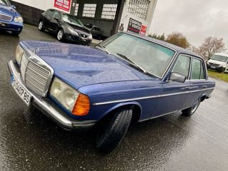 Mercedes-Benz Clase E 1980