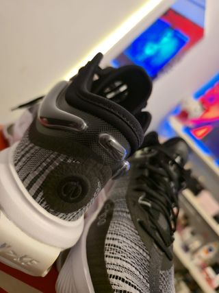 Zapatillas Nike Air Zoom GT Negras y Blancas