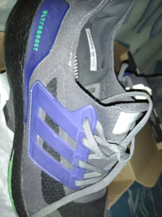 Adidas Ultraboost Talla 46
Suela brillestone.
