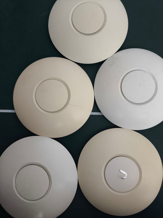 Ubiquiti AC Lite PoE Gigabit