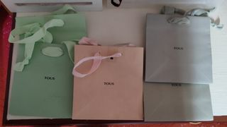 Cajas y Bolsas TOUS Verdes y Rosas