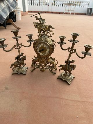 Armario infantil blanco y rosa