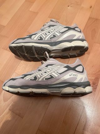 Asics Gel NYC gris y blanco
