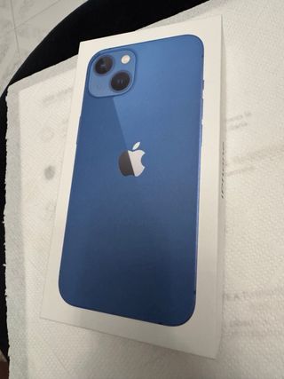 iPhone 13 impecable + funda y protector