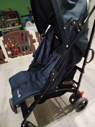 Silla de paseo Safety azul marino.