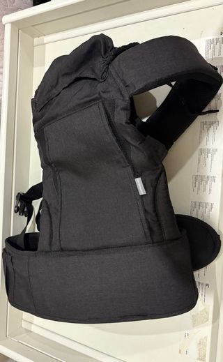 Portabebés ergonómico.